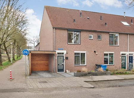 ZWOLLE, Radenlaan 19